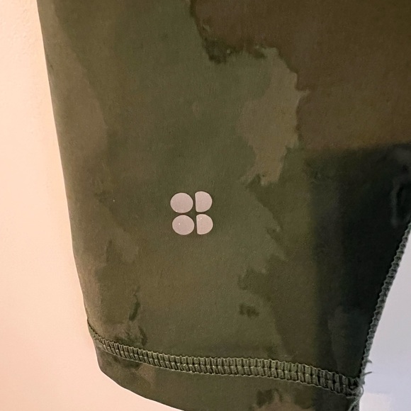Sweaty Betty 7/8 Leggings Power Pocket Olive Green Tonal Camo Sz Small - Picture 4 of 9